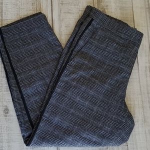 Old Navy Pull On Straight Pant